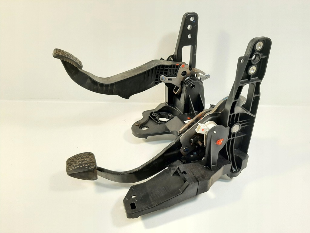 фото №9, Opel astra j 11r 2.0 cdti педали тормоза сцепления