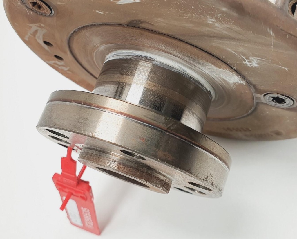 Wał коленчатый opel astra 1.4 55565543 b14xer с Разборки