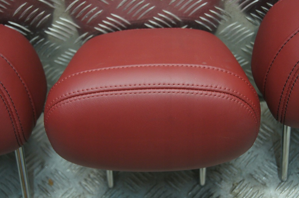 фото №6, Maserati levante подголовники сиденье задний задняя красные