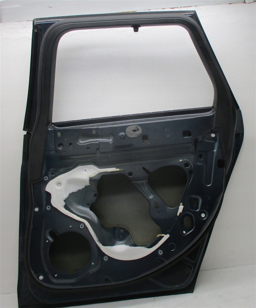 фото №16, Дверь правый задняя citroen c5 iii x7 kombi 08-17 kgnc