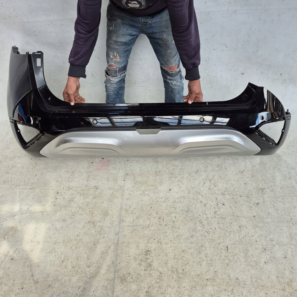 фото №1, Kia sportage 5 v 21- бампер задня задній pdc