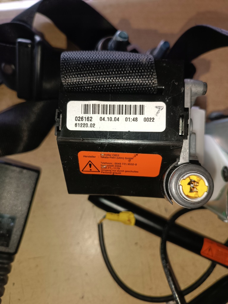 фото №1, Mercedes slk r171 w171 ремни перед натяжитель a1718600569 a1718600185