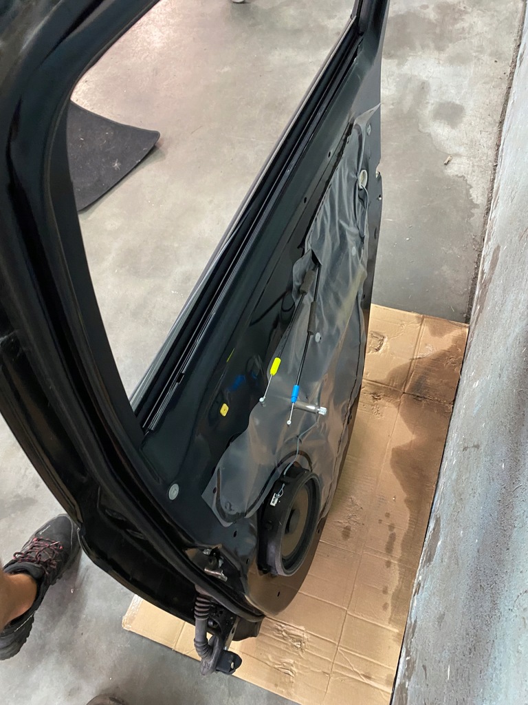 фото №5, Двері задні праве mitsubishi space star ii