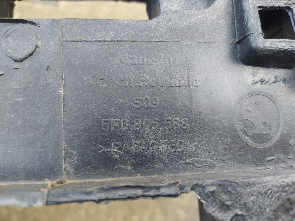 фото №10, Skoda octavia iii pas передний оригинал 5e0805588