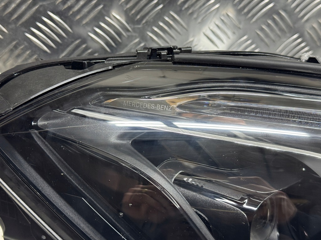 Фара ліве правий multibeam фара перед led mercedes gla 2 рестайлінг  w247 Недорого
