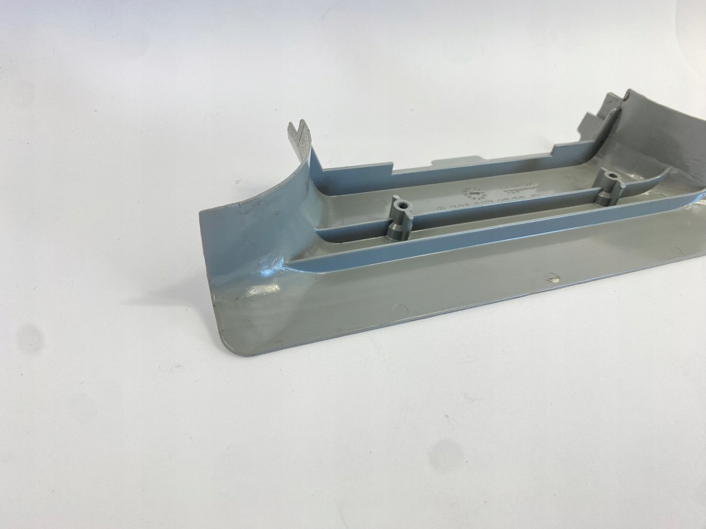 Защита нижняя накладка стойка b правая mercedes w201 190 2016920222 серая с Разборки