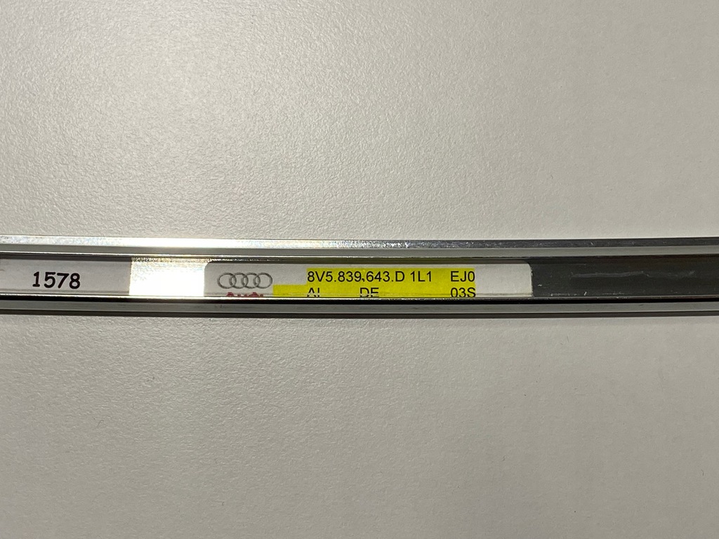 фото №9, Молдинг оконная задняя audi a3 rs3 8v5839643d