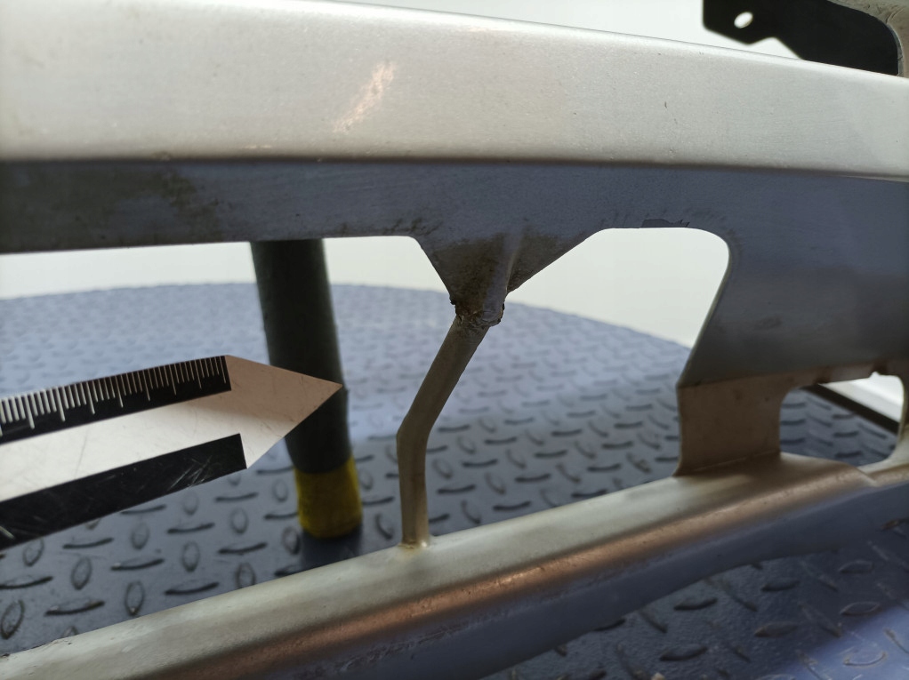 фото №11, Suzuki grand vitara i 98- бампер перед передний