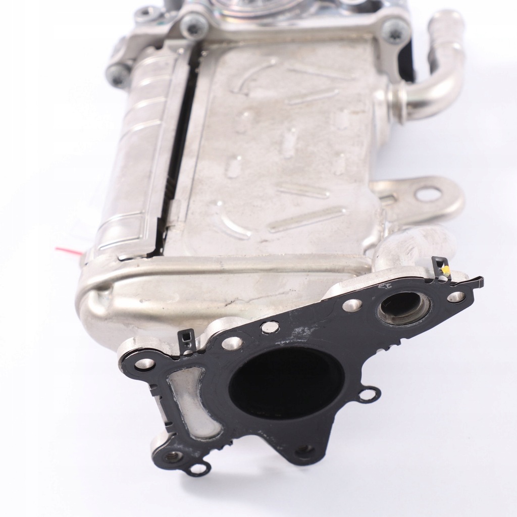 фото №12, Mercedes c118 w177 w247 дизель om654 радиатор клапана egr a6541403301