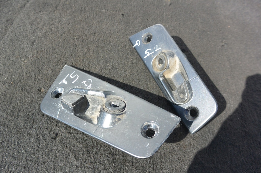 фото №1, Отбойник дверь раздвижных kpl vw transporter t5