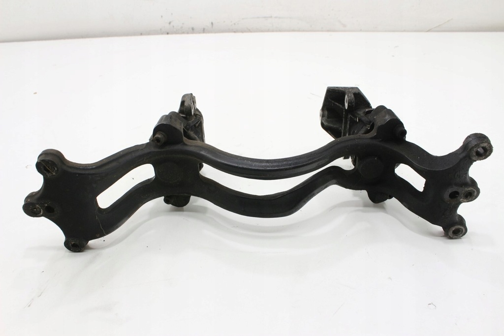 фото №6, Кронштейн опора подушки безопасности коробки vw phaeton 5.0 tdi