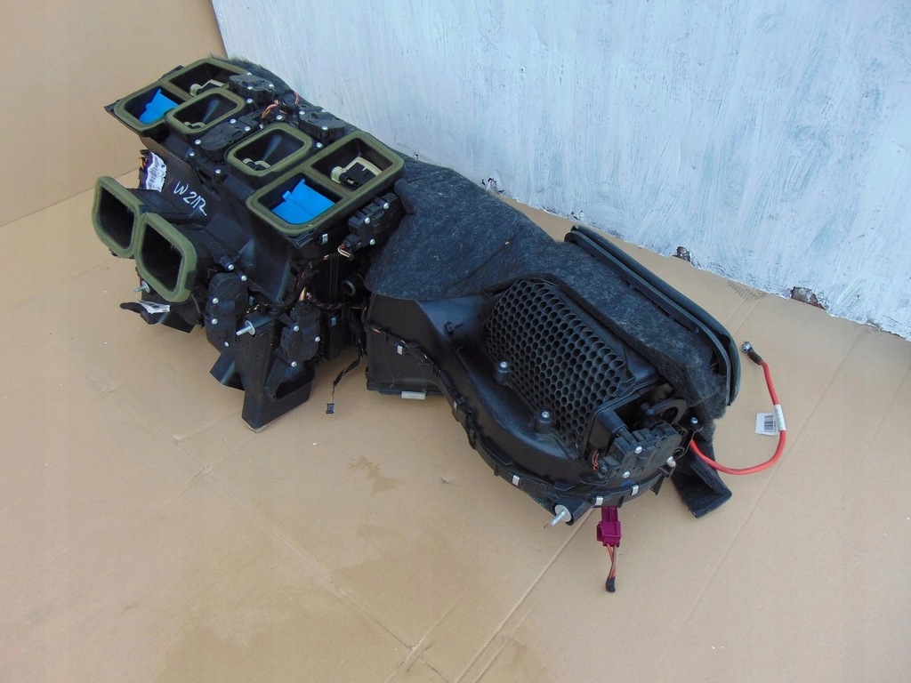 фото №8, Отопитель комплектная mercedes w212 2010r europa