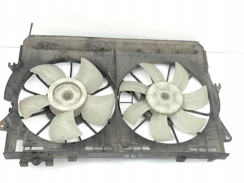 фото №7, Toyota avensis t250 2006 вентиляторы