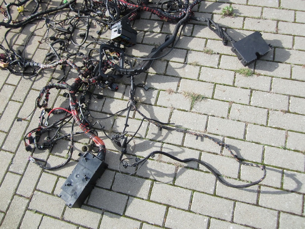 фото №6, Електропроводка джгут vw phaeton 6.0 w12 2007