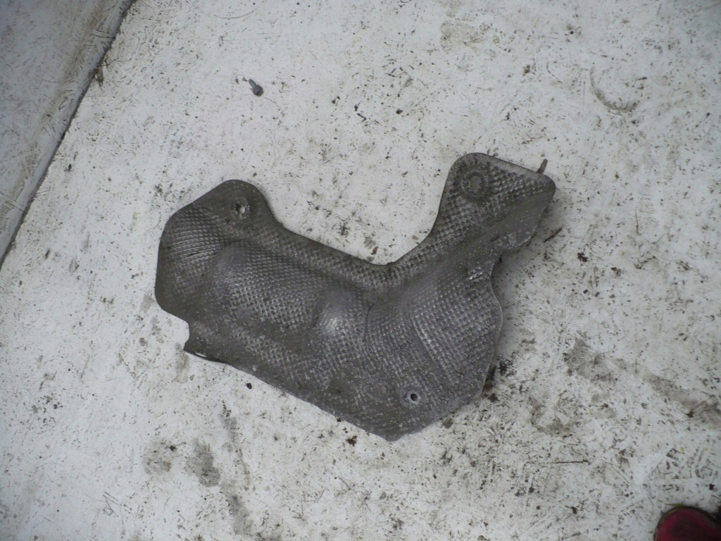 фото №1, Захист теплова труби випускної mercedes w 246 w246 europa