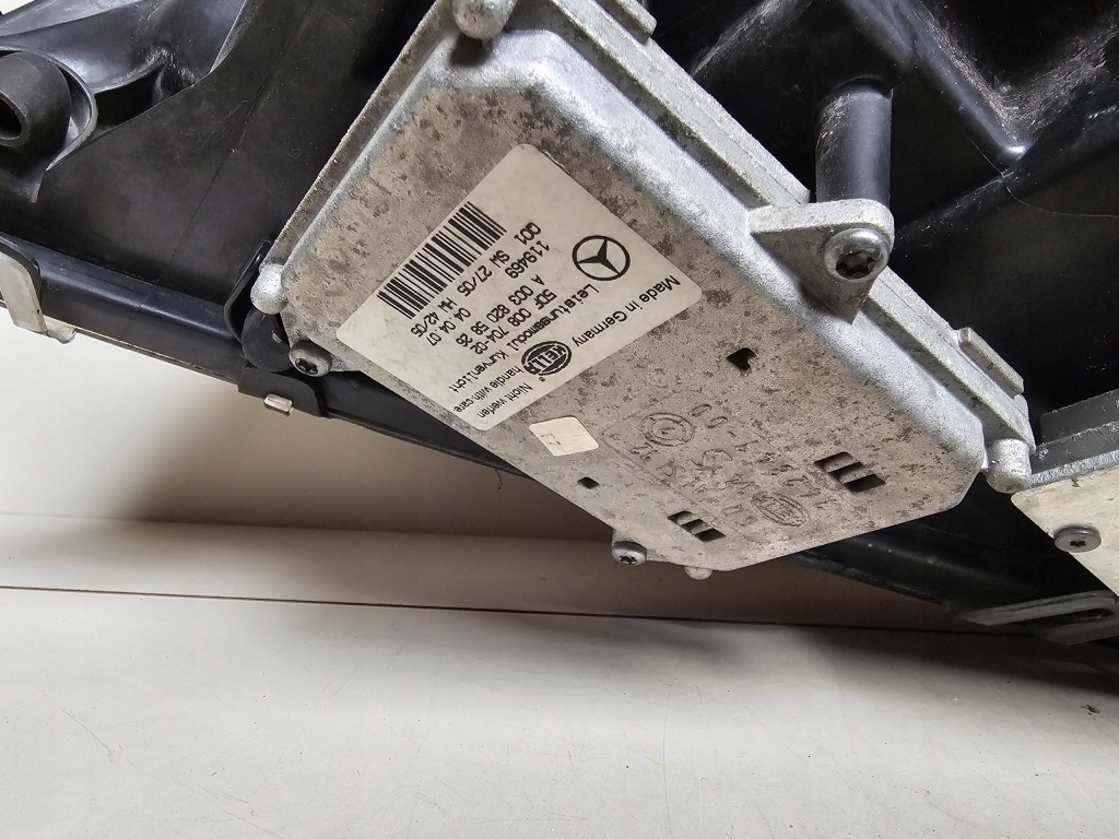 Лампа передня права правий перед mercedes ml 164 w164 ксенон європа Недорого