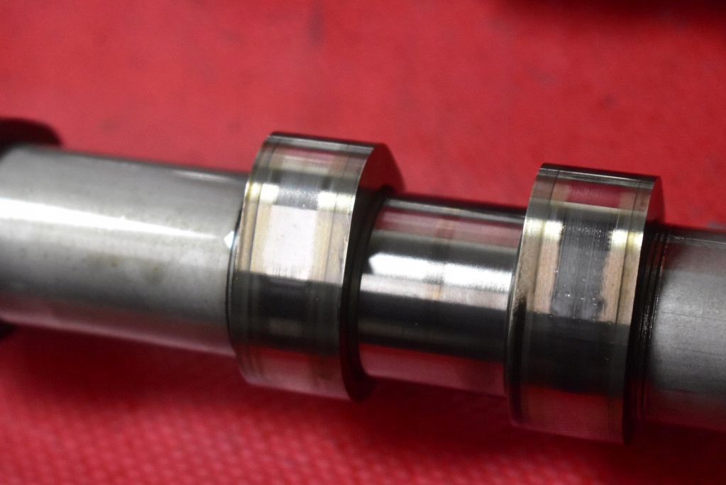 фото №9, Головка двигателя 9641752610 volvo s40 v40 2 ii 2.0 d 136 km 04-07