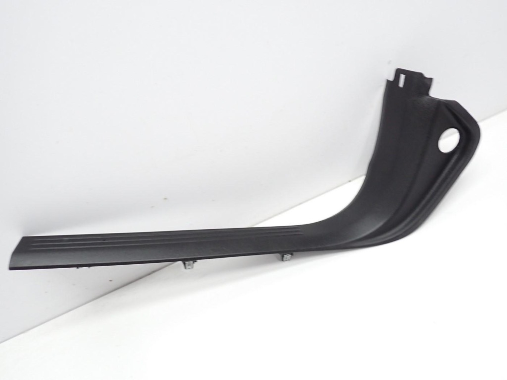 Купити Накладка захист  порога  стійка лівий передні  31267987 volvo v40 2 14r