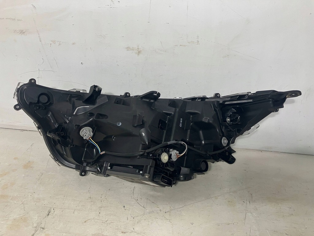 фото №8, Rav4 v лампа передняя правая перед правый bez линзы led модуль комплектная