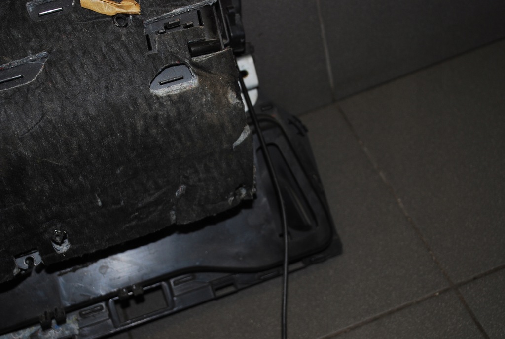 фото №13, Бардачок пасажира audi a6 c6 soul eu 4f1857035