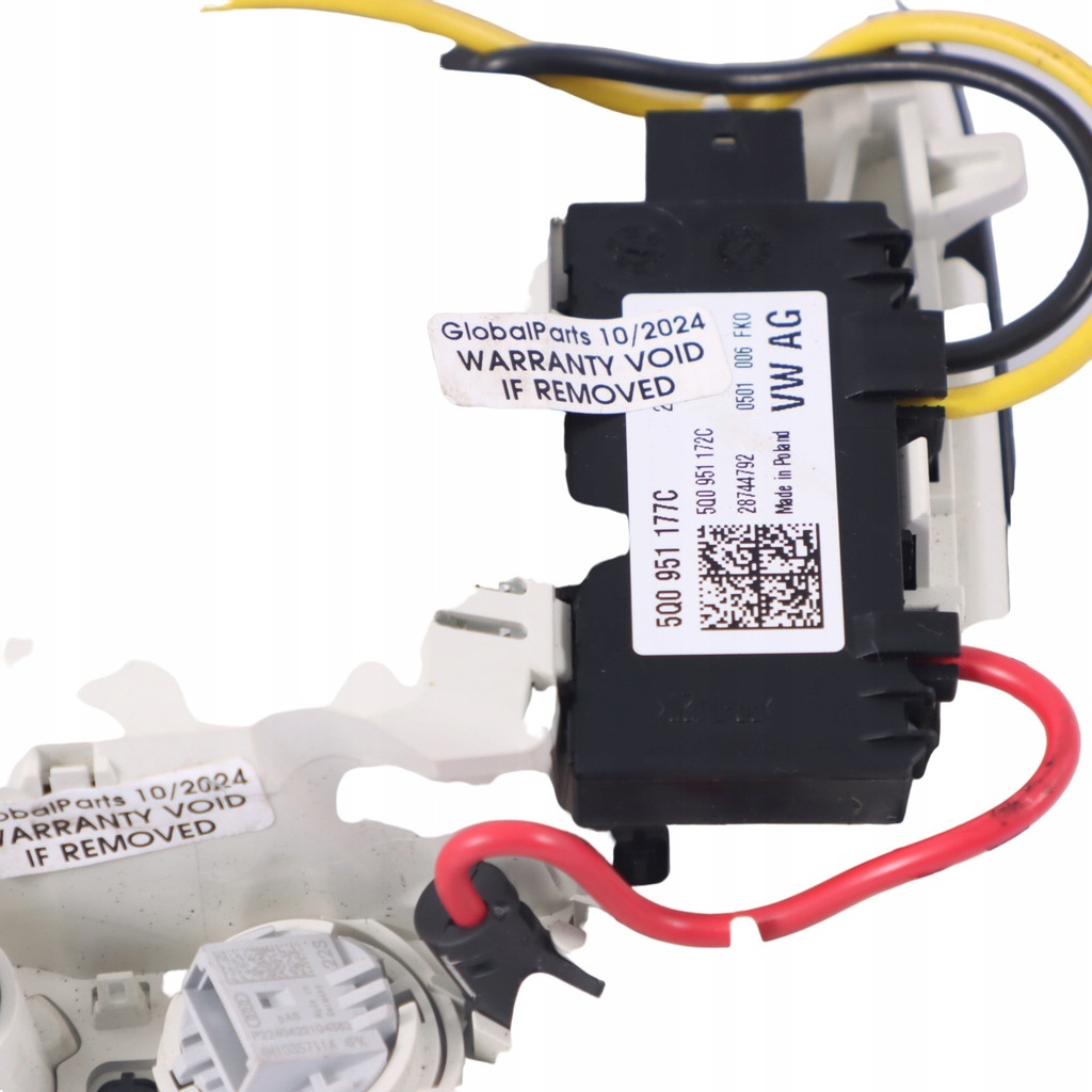 фото №10, Audi q2 ga лампа потолочный освещение кабины 81a947135ch