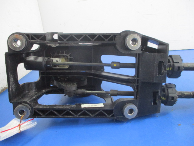 фото №6, Yaris lift 1.4d домкрат ручка тросы переключения передач