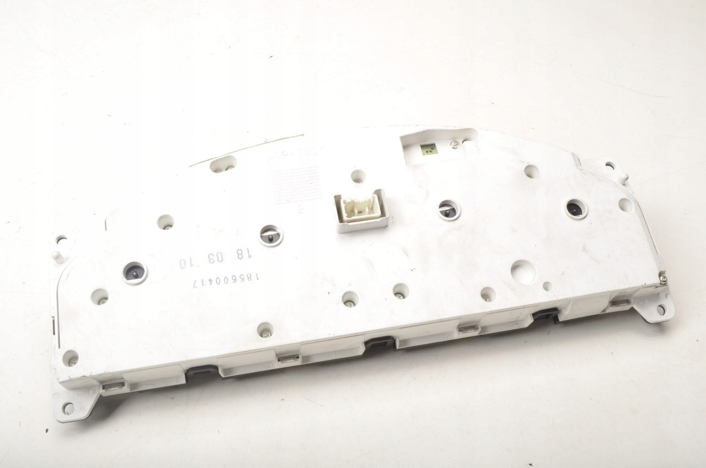 фото №7, Volvo xc90 i 2.4 d5 185km счетчик приборы 31296337 lift uk