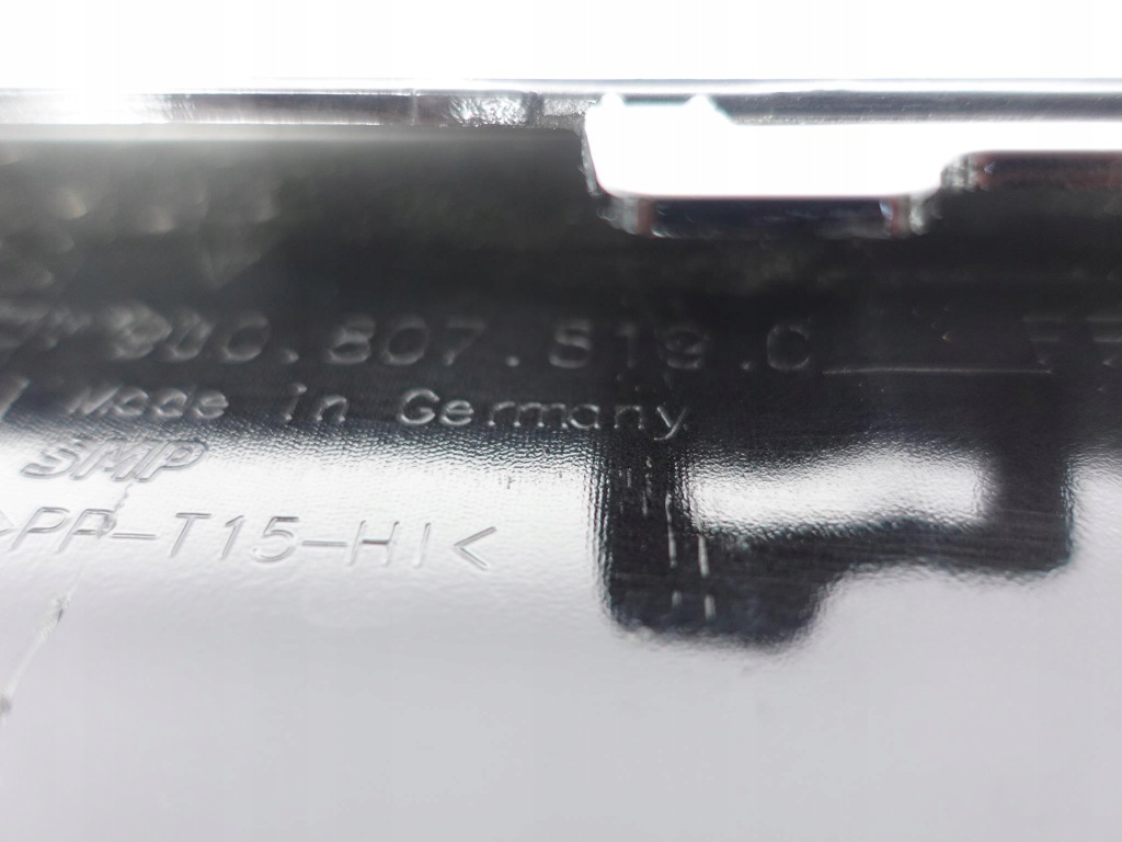 фото №13, Porsche taycan 9j1 перед спойлер бампера передний 9j0807819c