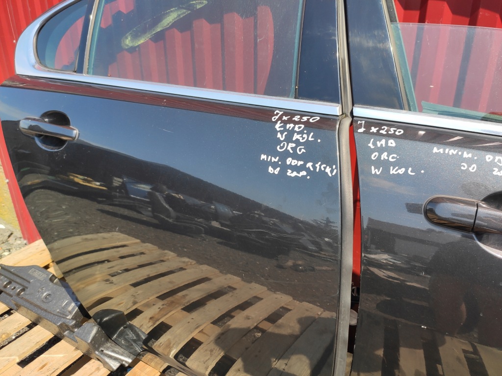 фото №9, Jaguar xf x250 дверь правый задняя правое задние оригинал ładne w цвет