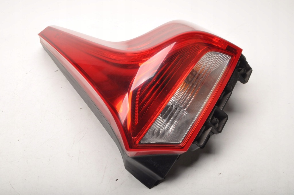 фото №1, Volvo v40 ii лампа правая задняя правый задняя 31395845