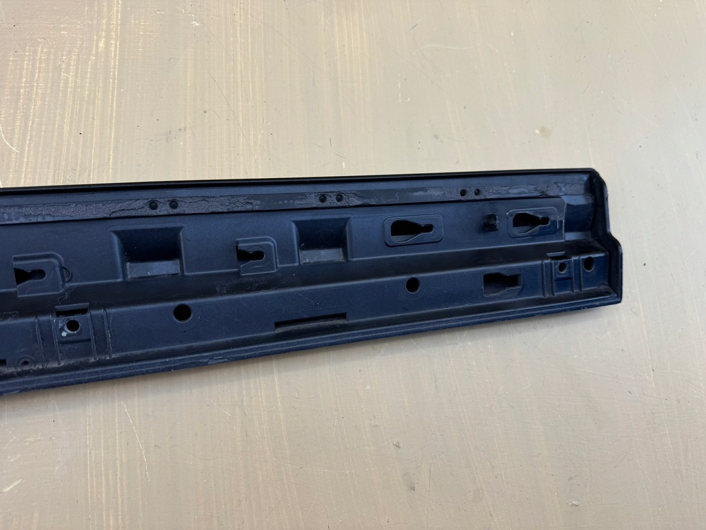 фото №16, Maserati levante 16-24r молдинг двері ліва передня лівий перед 670035236