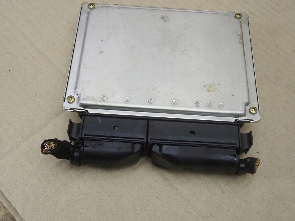 фото №9, Блок керування двигуна audi a4b6 2.0 b 8e0909557a