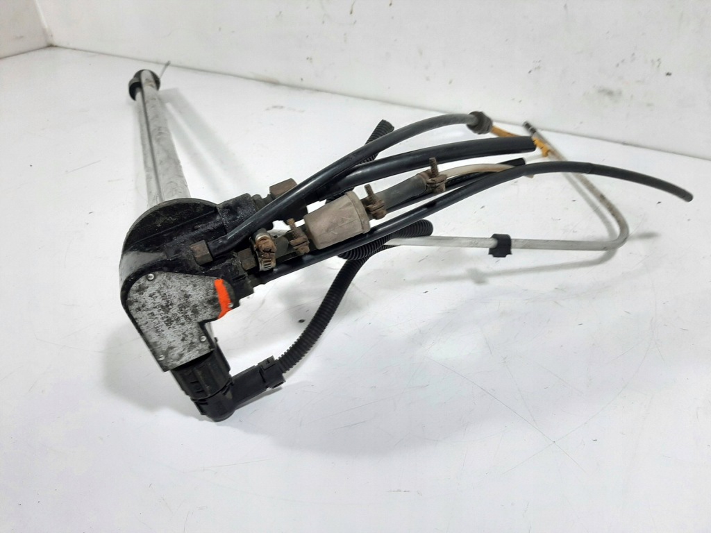 Volvo fh42t fmfh42 euro 5 12777cm3 09r датчик уровня топлива 20732297 в Украине