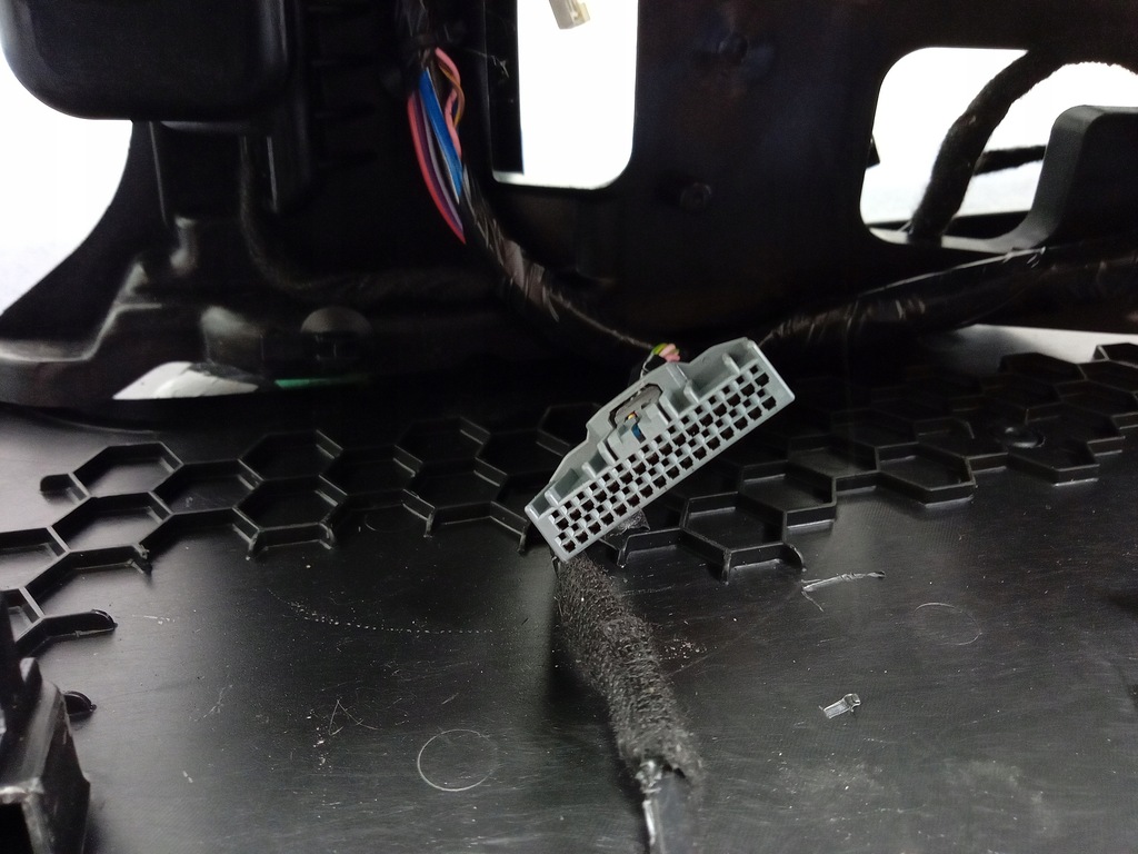 фото №8, Volvo v90 ii туннель средний 31389613 eu