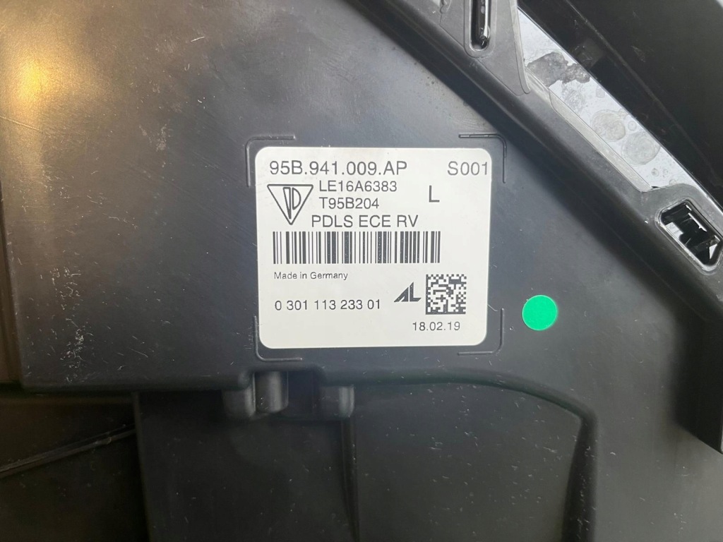 Фара перед ліва правий porsche macan 95b рестайлінг  led drl комплект оригінальний номер європа  в гарному стані Доставка