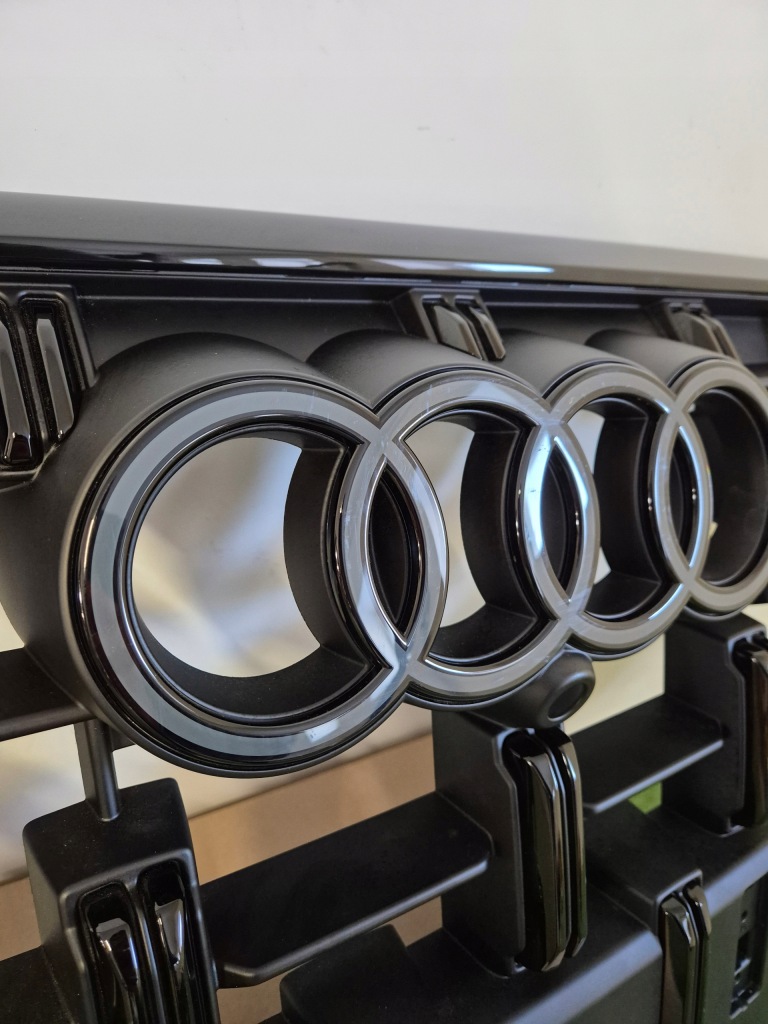 фото №7, Audi q8 4m8 lift решётка радиатора решётка радиатора решётка радиатора радиатора 4m8853651 оригинал чёрный