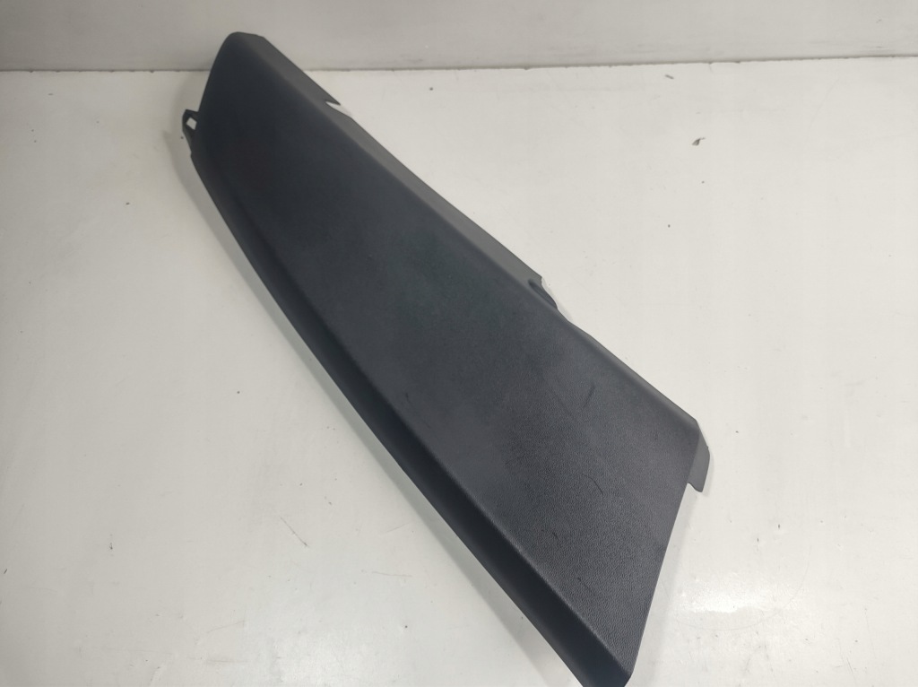 Купити Volvo xc40 20r захист стійка правий задній 31469190