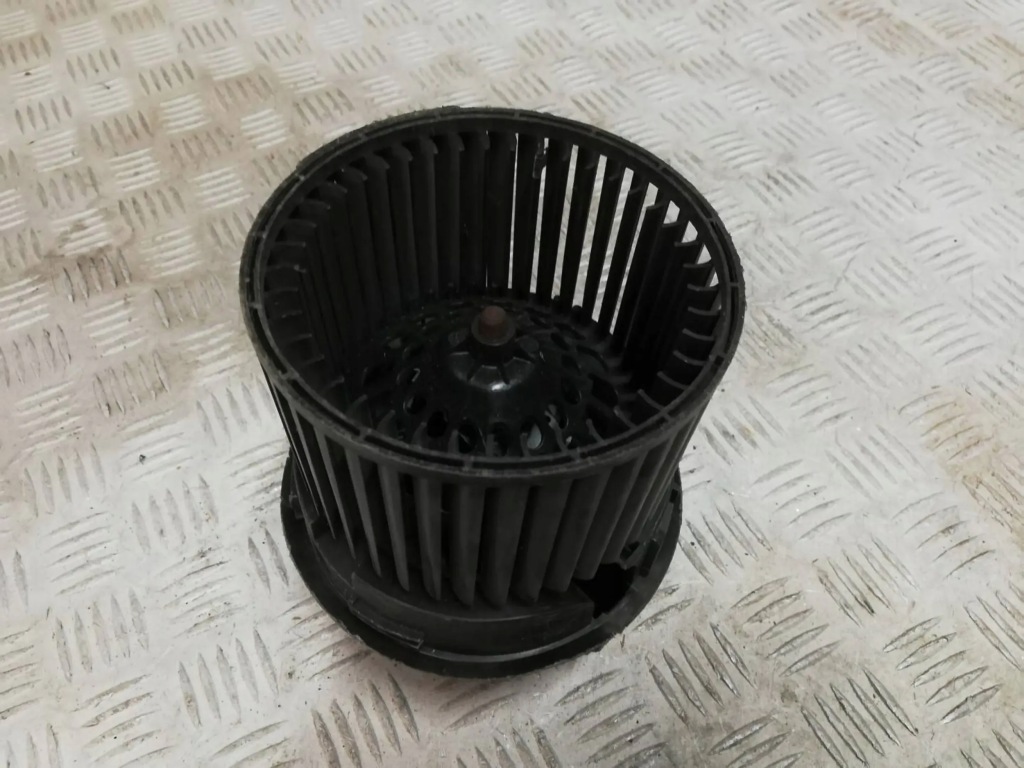 фото №1, Воздуходувка отопителя sandero stepway 2 ii n109038b