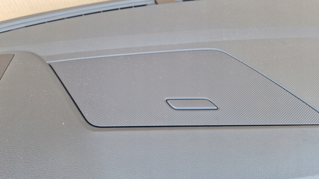 фото №6, Панель  подушки безопасности ремни vw tiguan 2021- оригинал kpl head up jak nowa