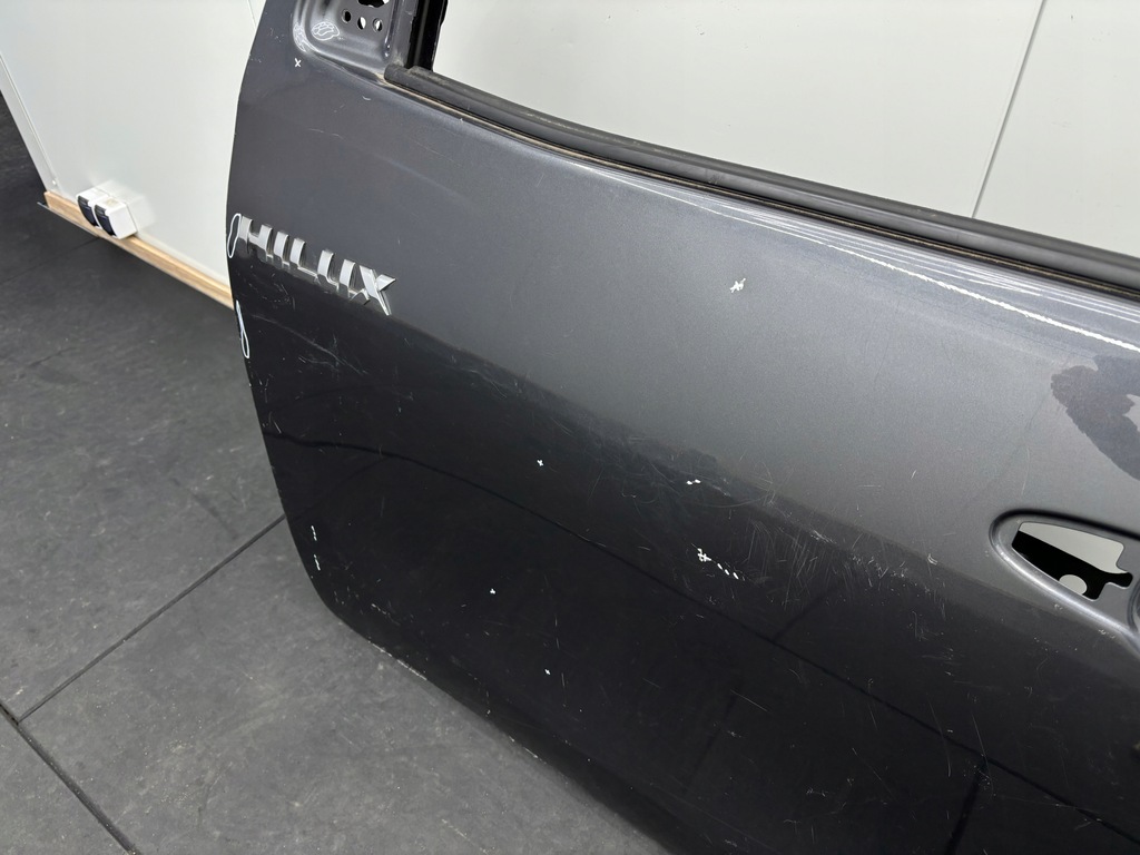 фото №12, Toyota hilux viii 2015r-- дверь левая передние перед