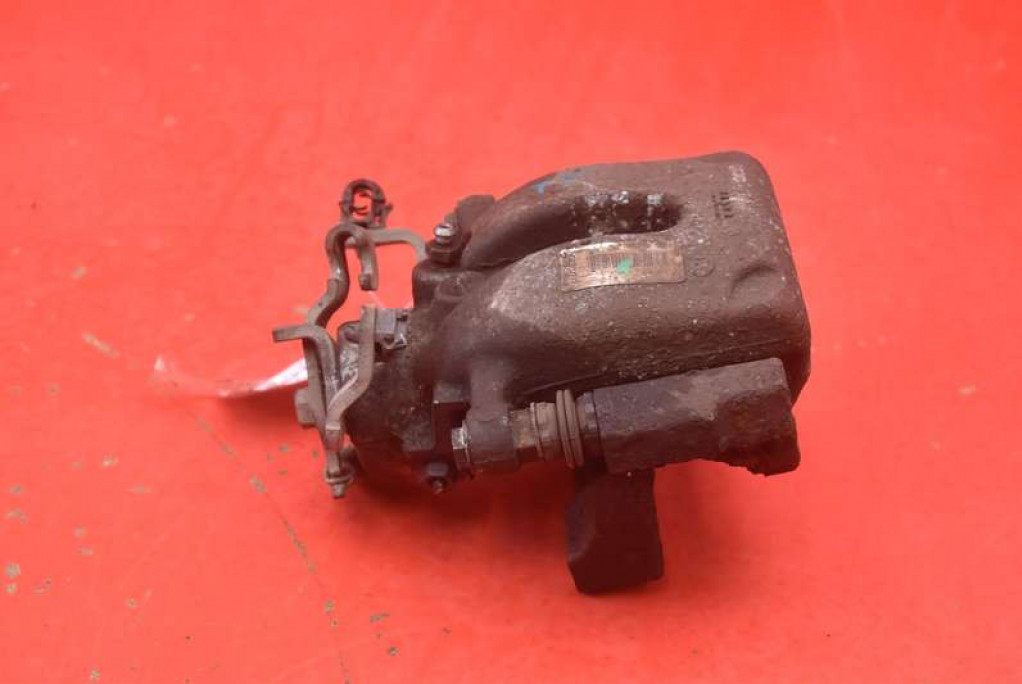 фото №7, Суппорт тормозной правый задняя 746773 peugeot 5008 1 i 1.6 hdi 112 km 09-13