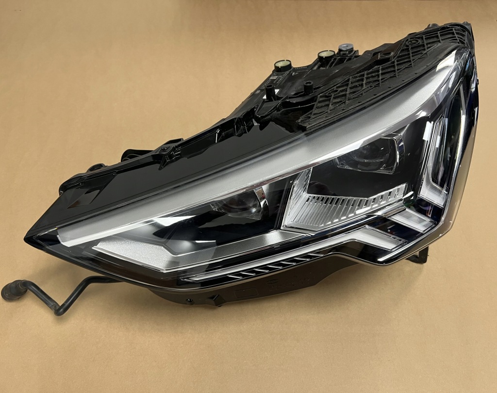 Купити Audi q3 83a фара matrix led 83a941035a