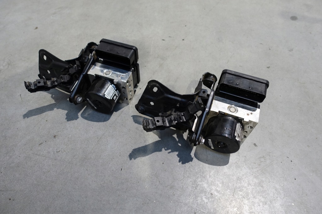 фото №1, Vw beetle 5c насос abs