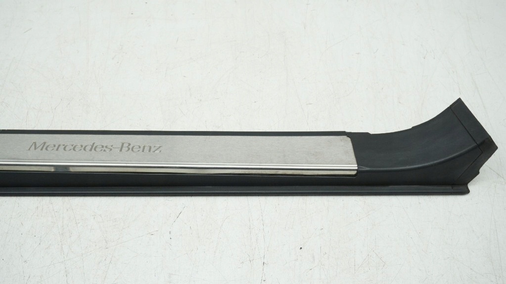 Молдинг поріг ліва права mercedes cl w215 2156800435 2156800335 в Україні