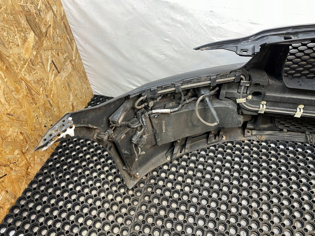 фото №16, Бампер перед передній pdc решітка радіатора jaguar xe x760 r-sport код лакофарбового покриття: lkt 15-