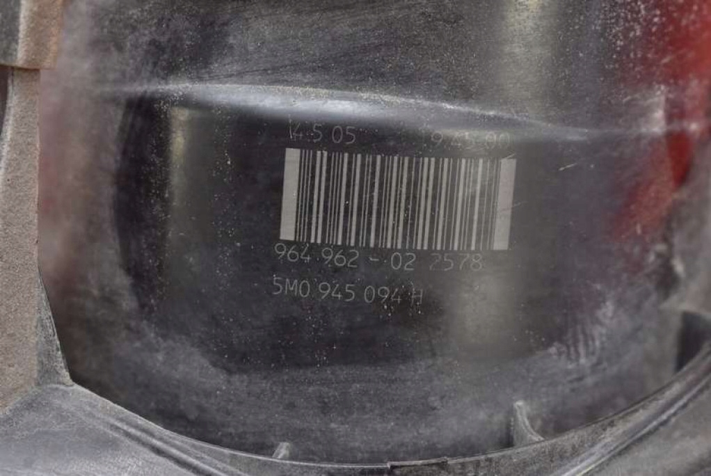 фото №8, Лампа правая задняя задняя 5m0945094h vw golf 5 v plus 03-09