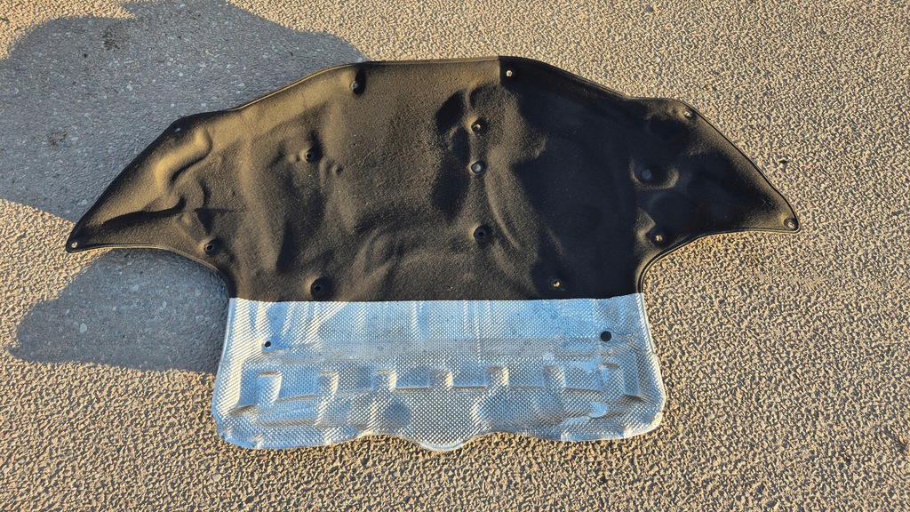 фото №1, Шумоізоляція капот mercedes w211 оригінал