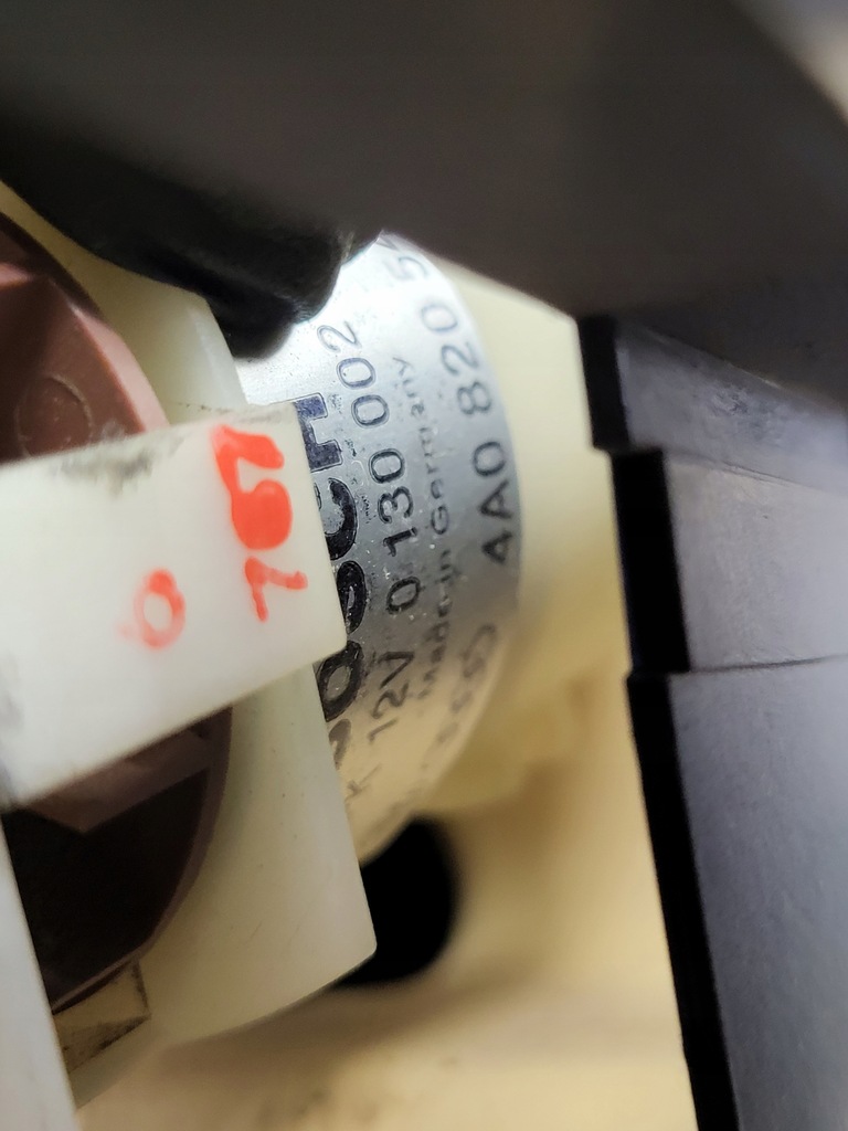 фото №13, Рама защита панель консоли центральной pod климатроник audi a3 8l оригинальный номер eu