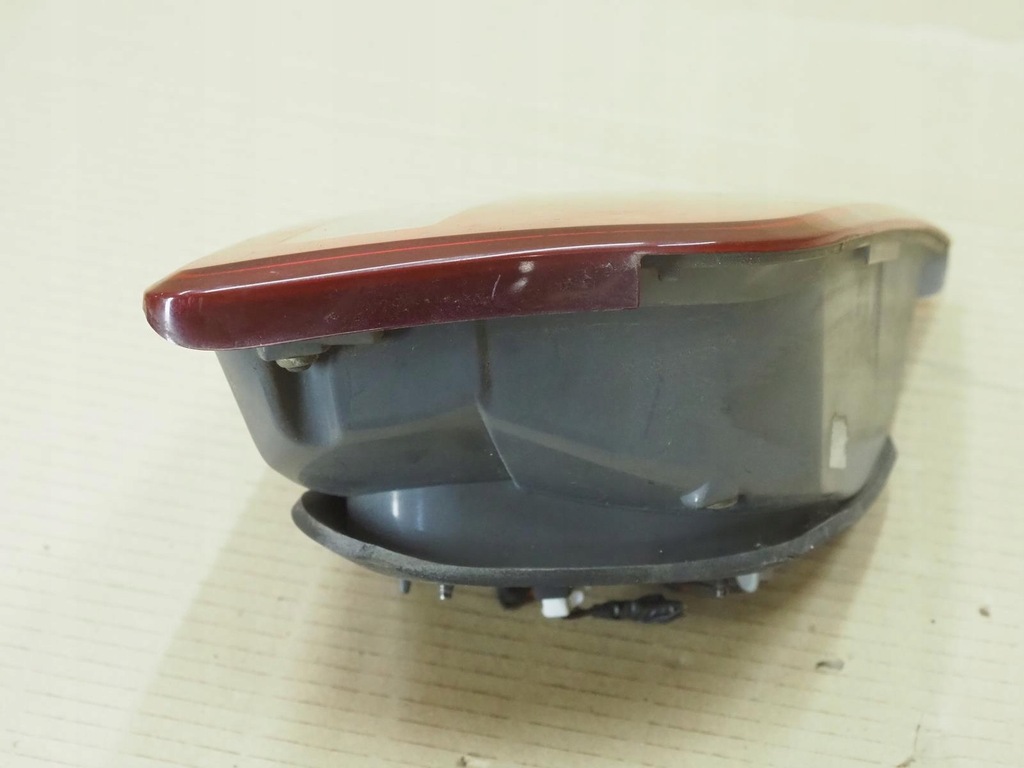 фото №10, Лампа левая задняя задняя 92405-2g0 kia magentis 2 ii 06-08