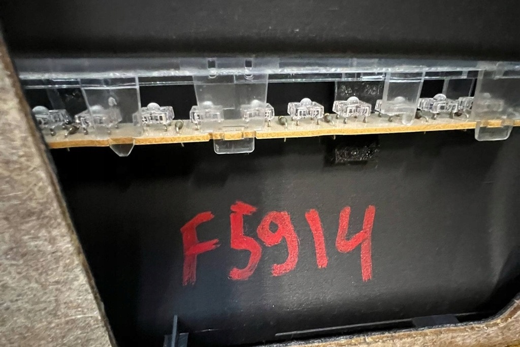 фото №8, Полиця багажника bmw 7 e65, e66, e67 51468236783 3.0l дизель 170kw 2006